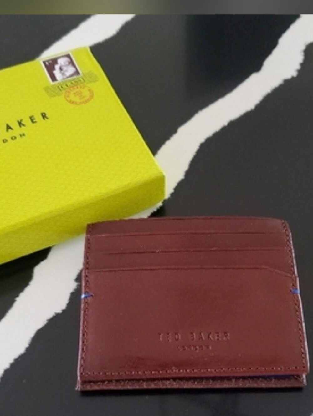 💝NIB- Ted Baker brown leather billfold, wallet. BRAND NEW
